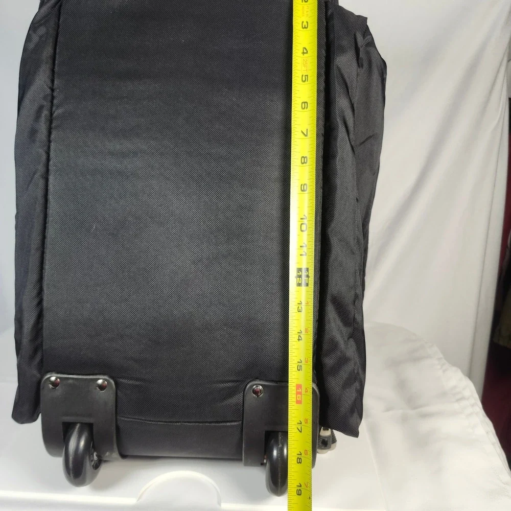 Titleist rolling duffel
